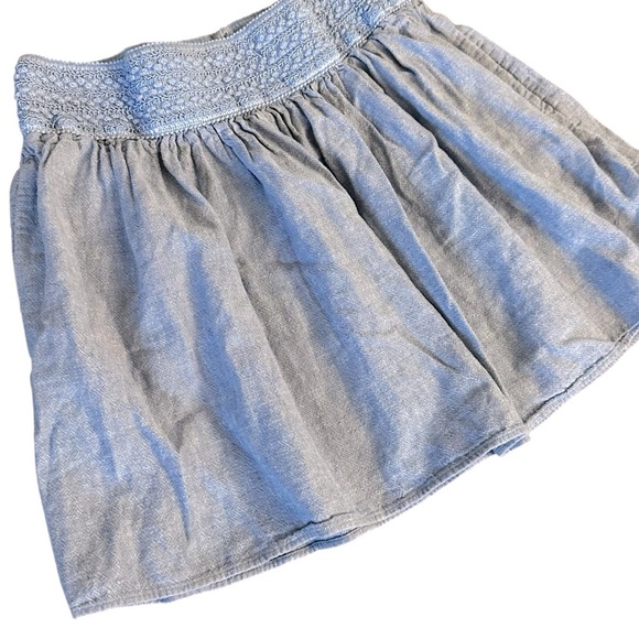 J. Crew Smocked Denim Chambray Skirt With Pockets L - Picture 3 of 8